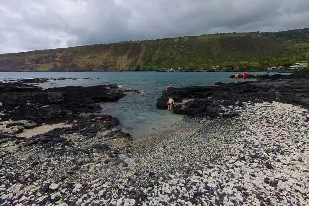 manini beach snorkel entrance to water