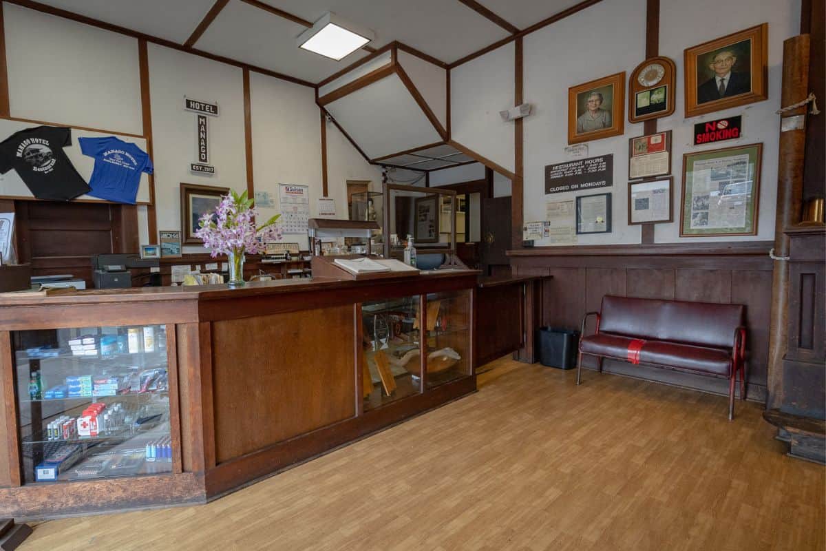 Experiencing Old Hawai‘i: Our Stay at the Historic Manago Hotel 2 manago hotel lobby