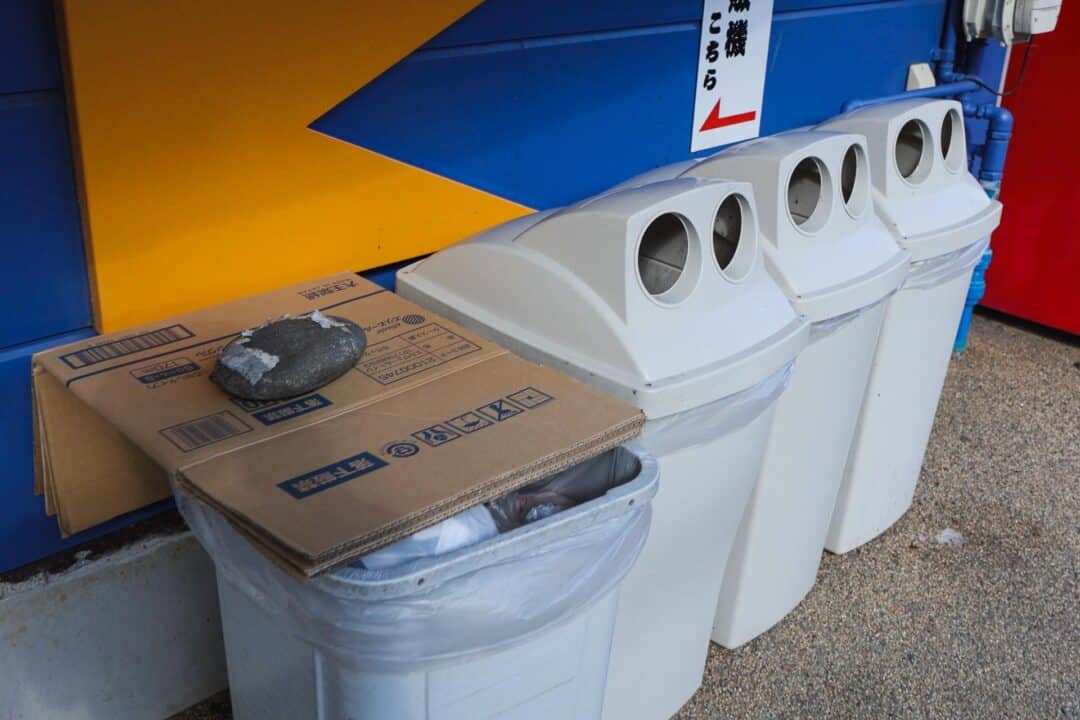 The Ultimate Guide to Van Life in Japan: What Every Traveler Needs to Know 9 Japanese trash can and recycling bins