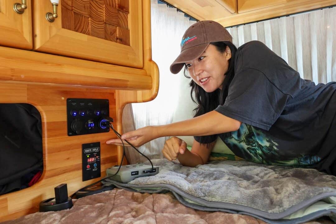 The Ultimate Guide to Van Life in Japan: What Every Traveler Needs to Know 14 The power system in a Japanese mini camper