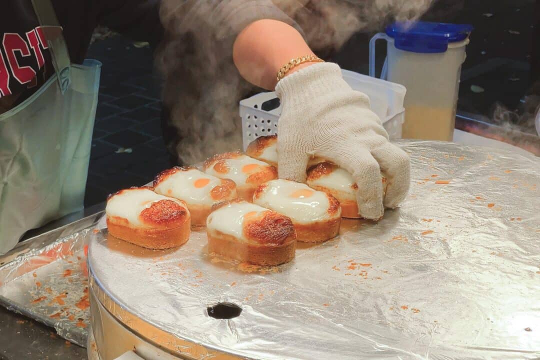 Egg Bread Gyeran-ppang in Myeongdong Market