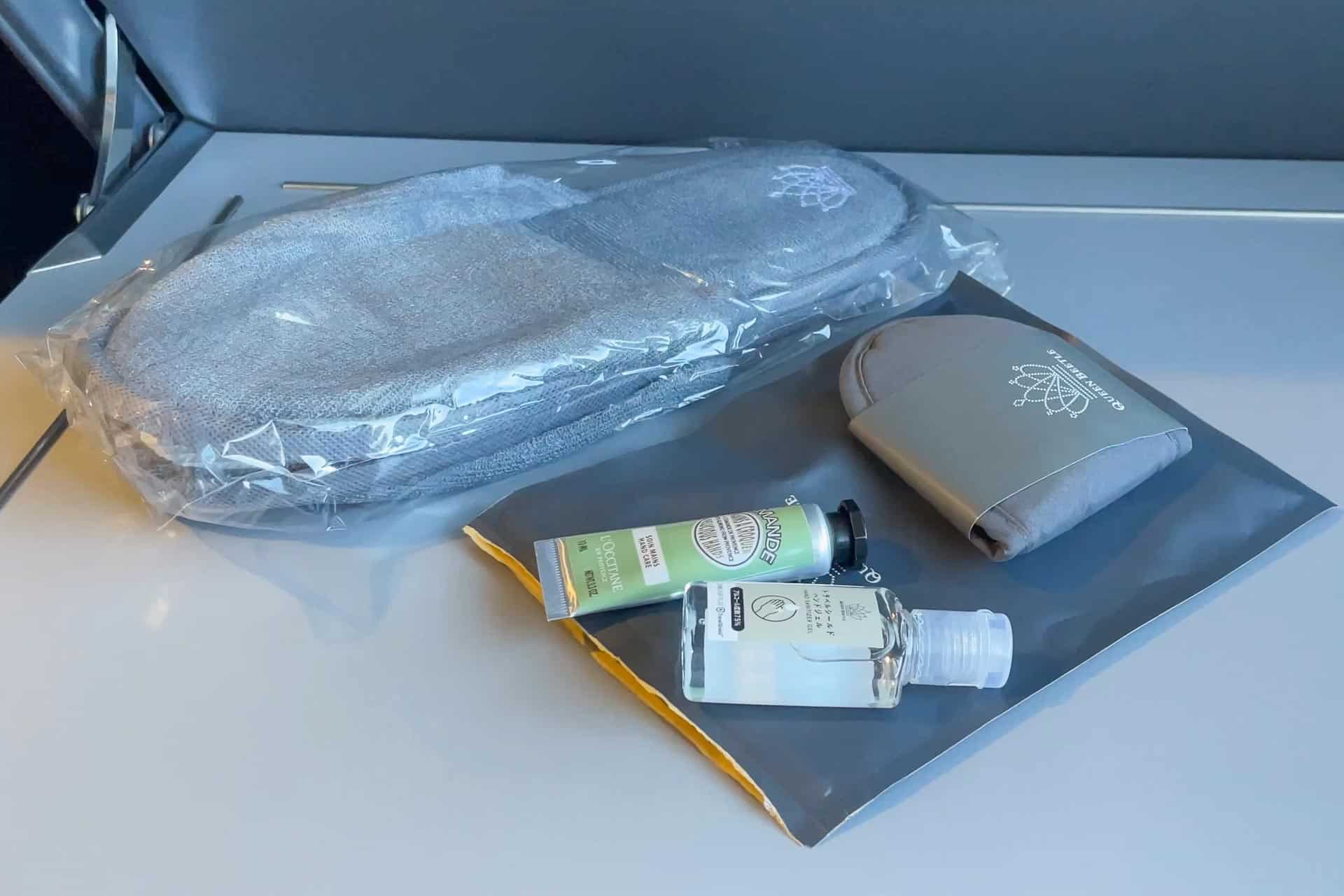 JR Beetle Ferry Business Class Travel Kit