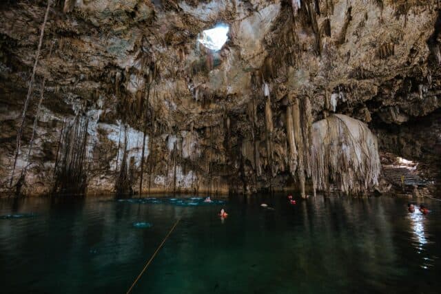 dzitnup cenote xkeken