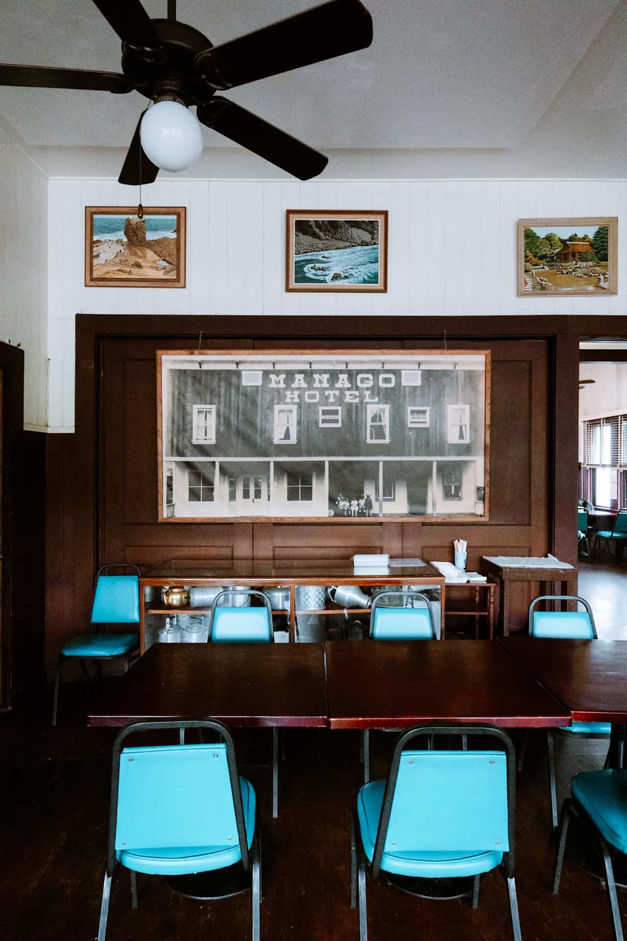 Experiencing Old Hawai‘i: Our Stay at the Historic Manago Hotel 10 Manago hotel restaurant chairs