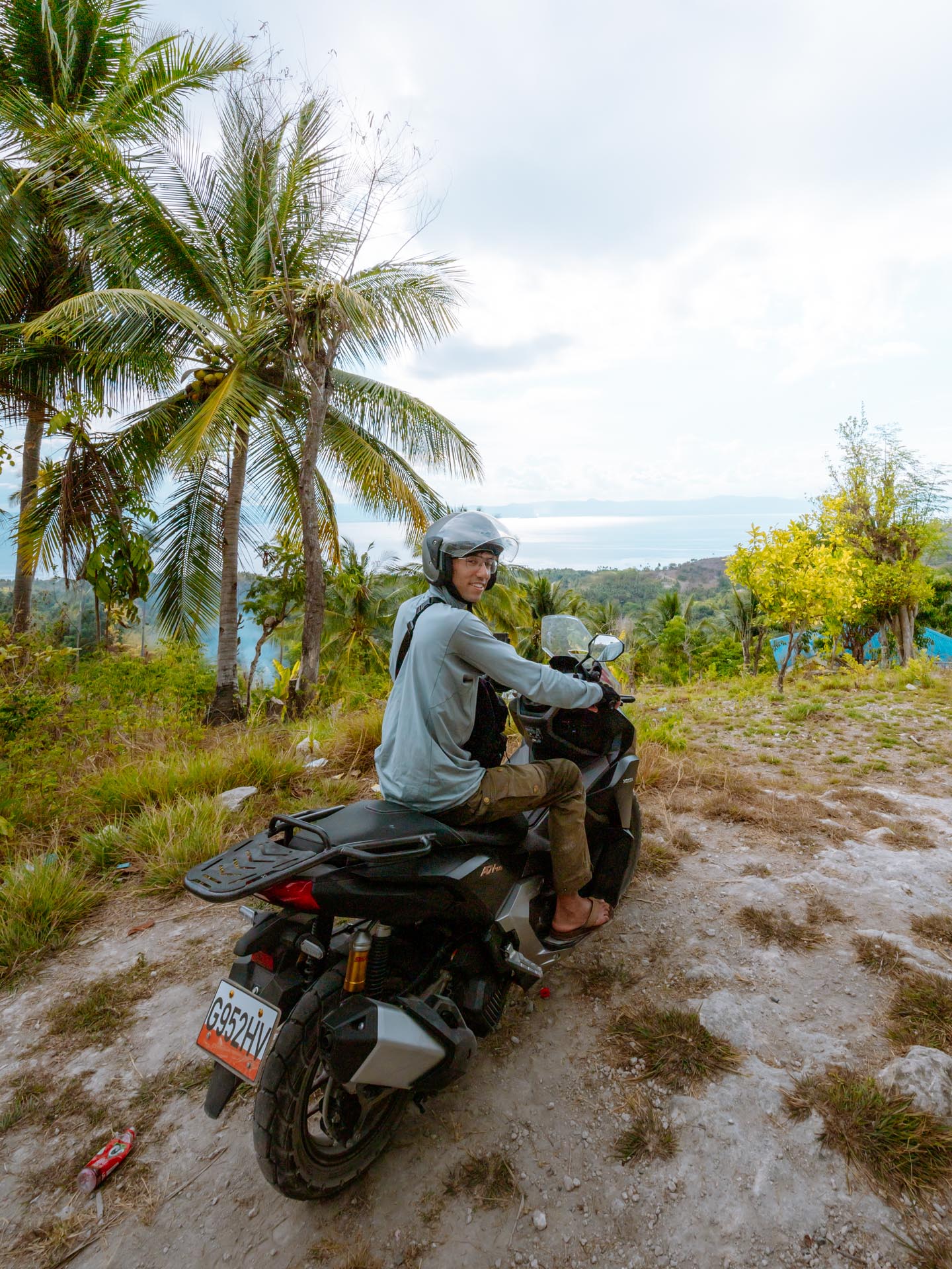 3 Days in Bohol: The Perfect Bohol Itinerary 4 Renting a motorbike in the Philippines