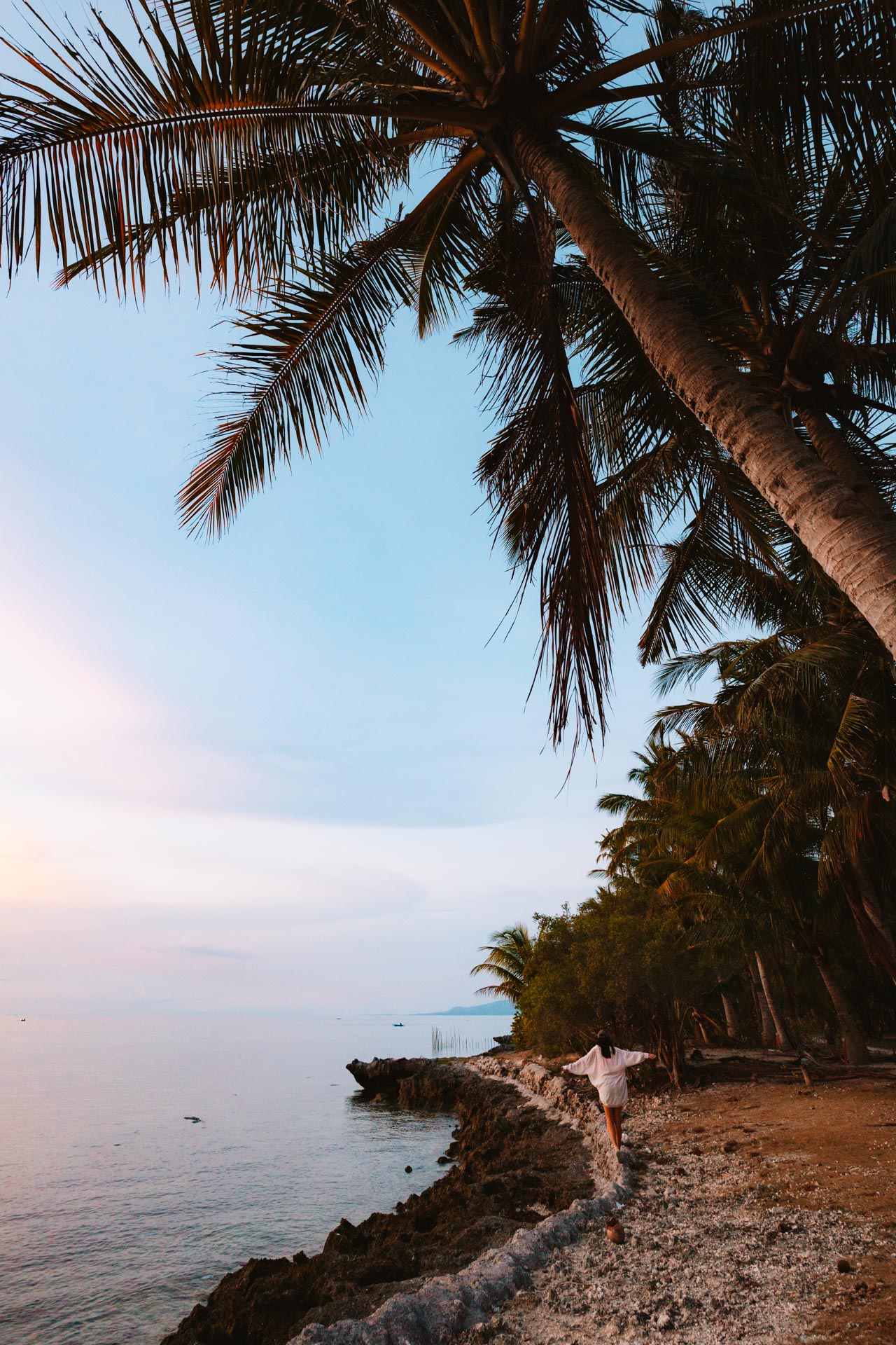 24 Awesome Things to Do in Bohol: Complete Guide 30 Hermit Beach sunset in Panglao