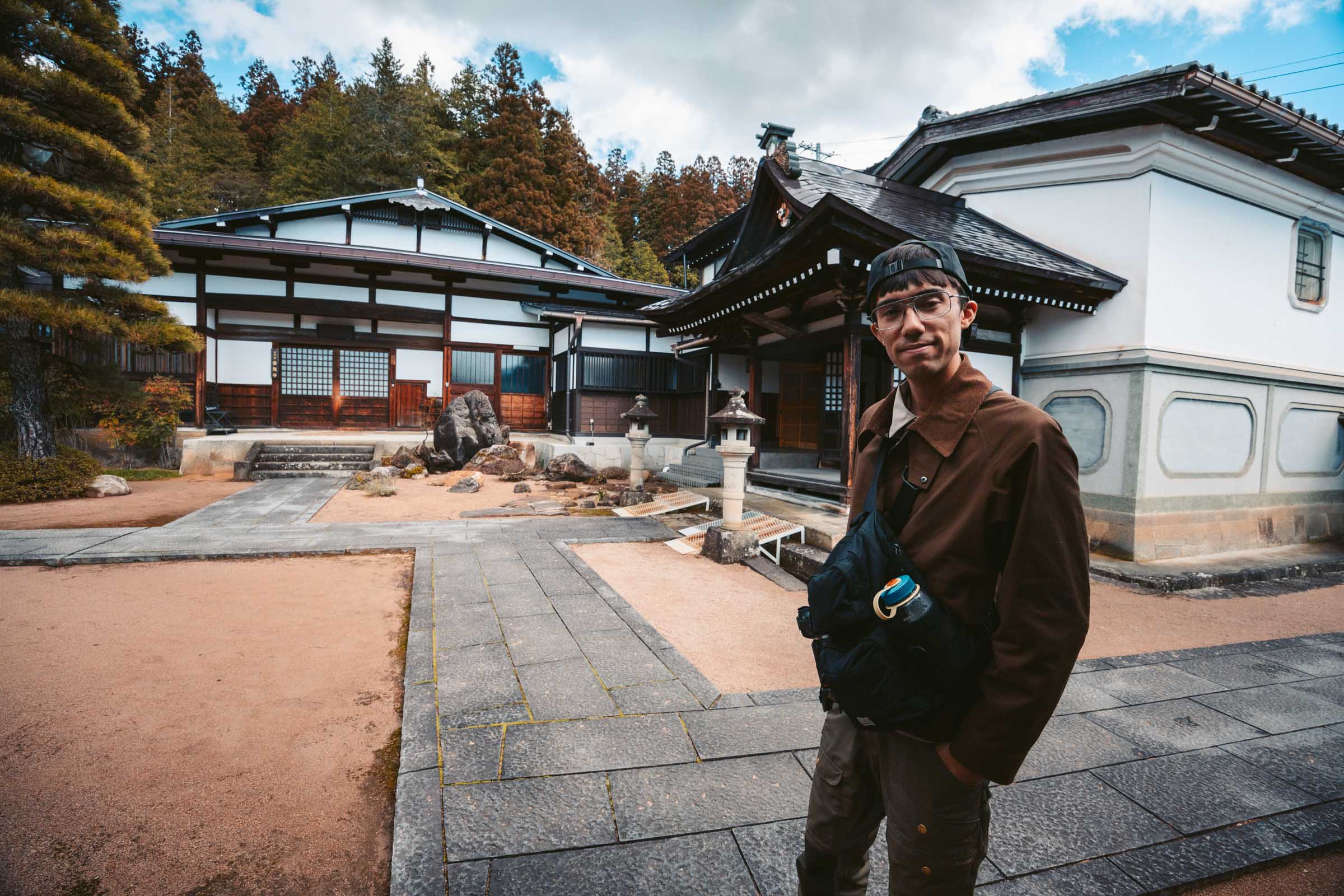 Higashiyama Walking Course in Takayama: Complete Guide 3 Higashiyama Walking Course