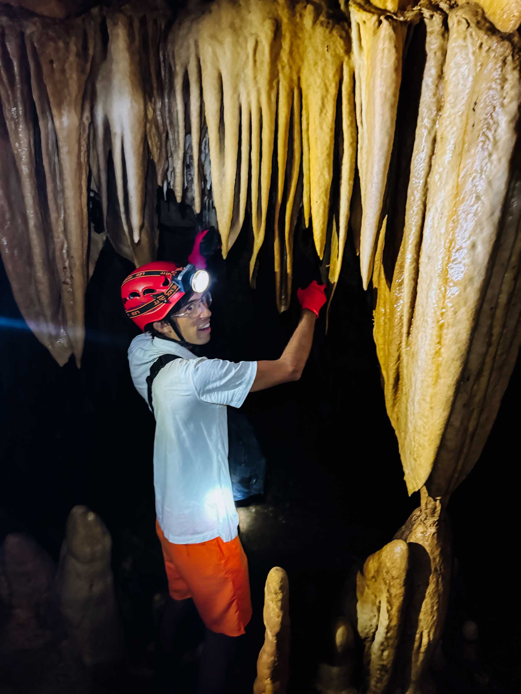 Music in Somyot Cave in Siargao