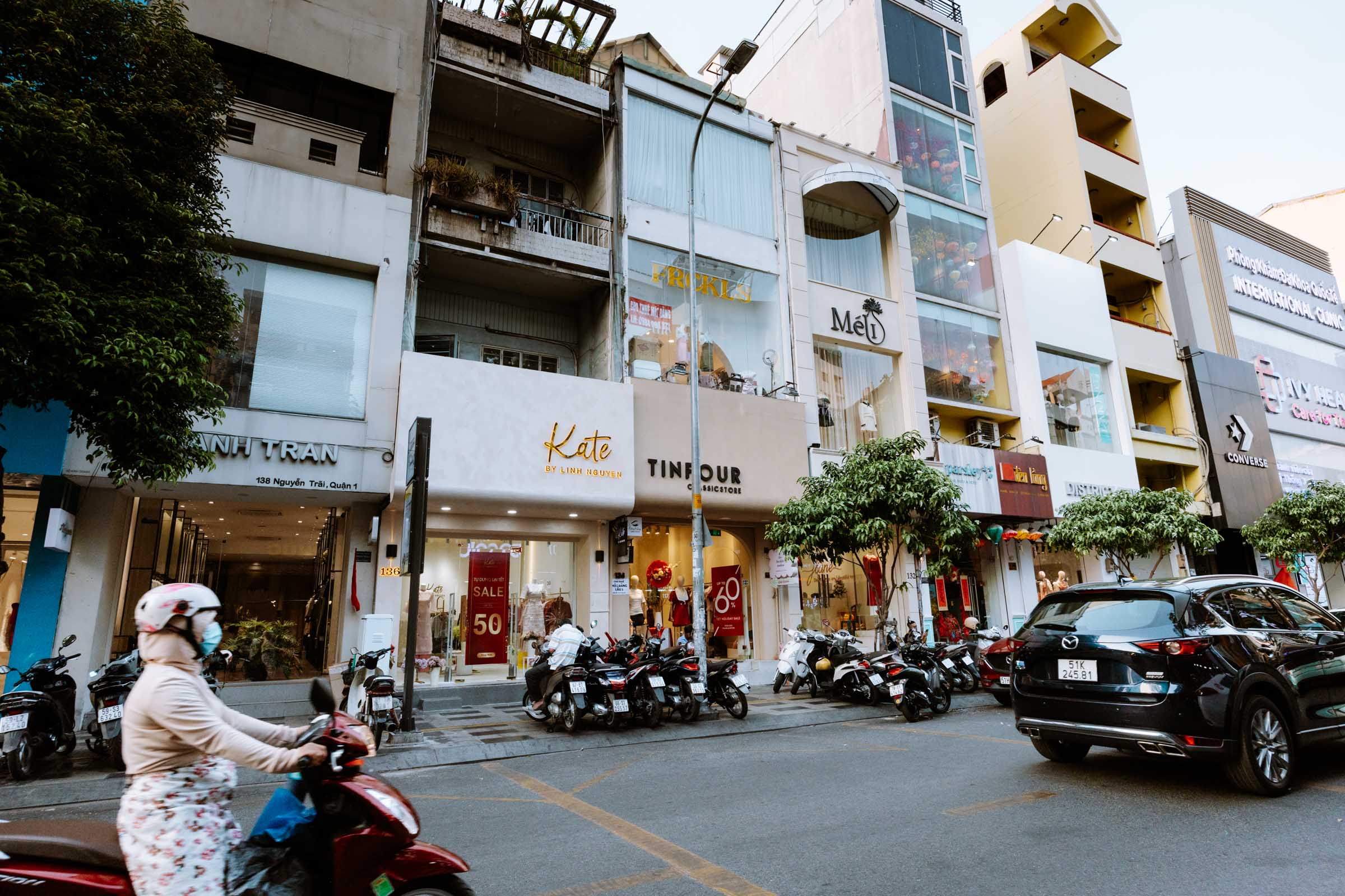 Nguyen Trai shopping street in Saigon