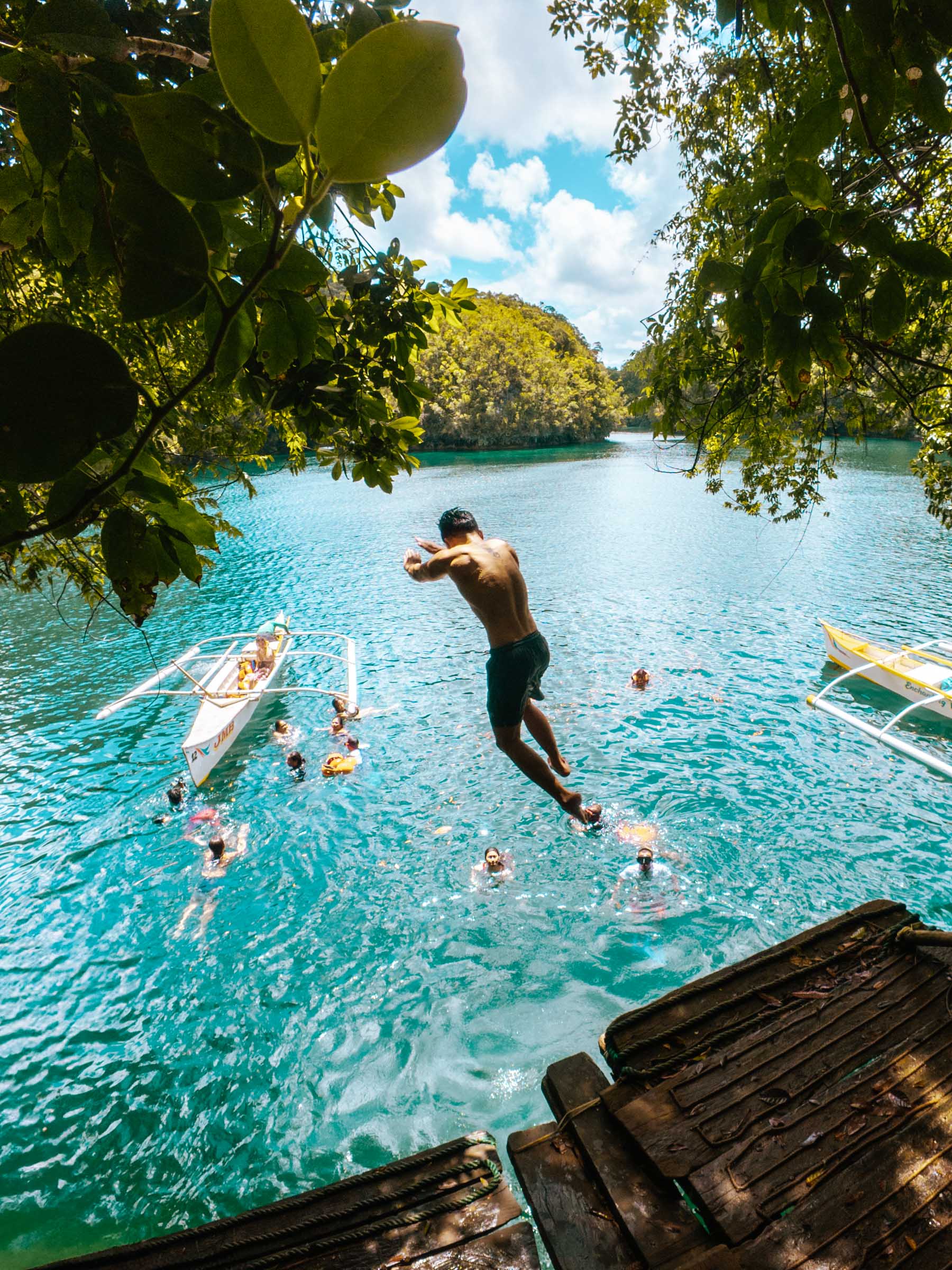 Sohoton Magkukuob cliff jump