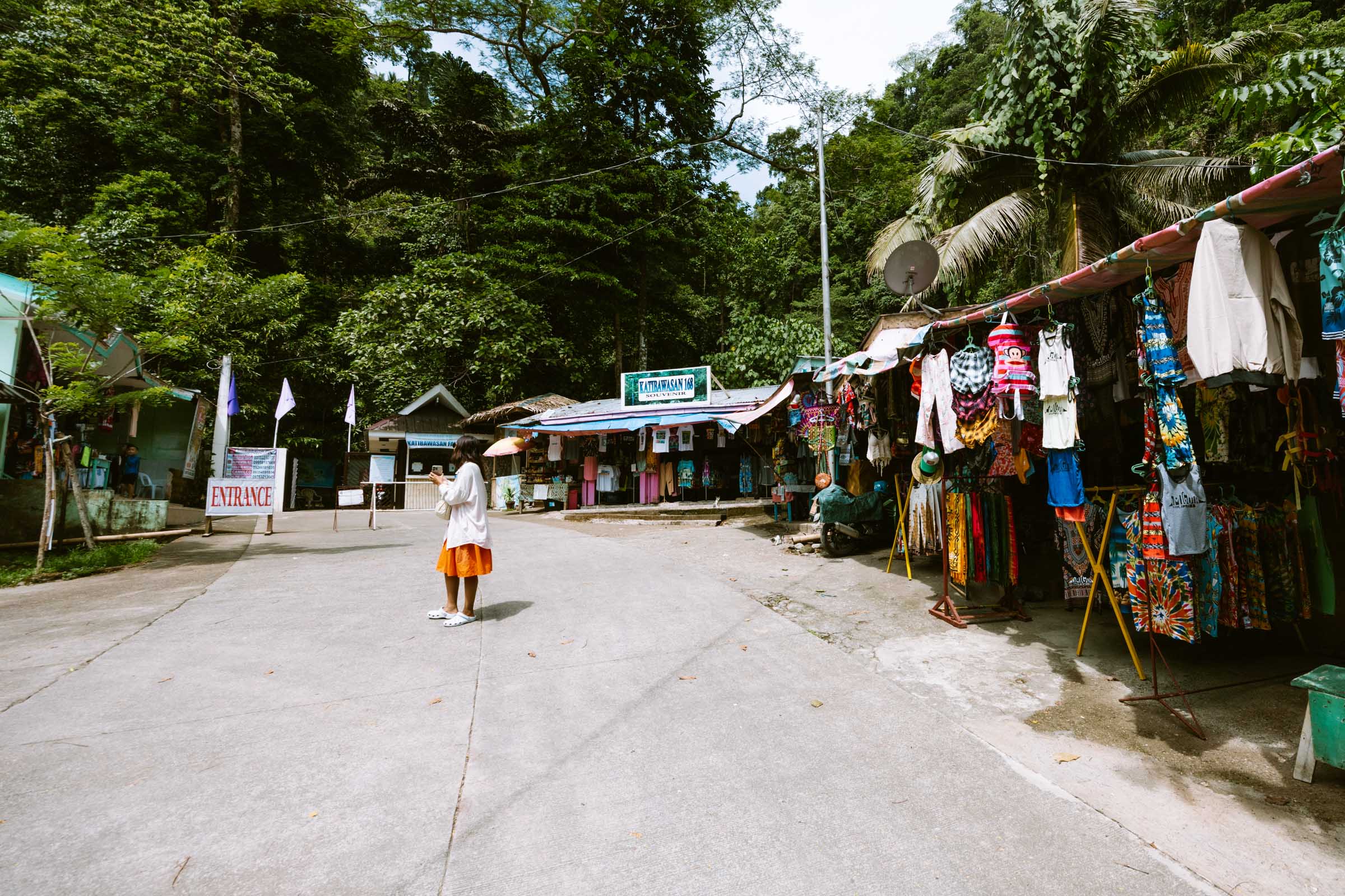 Katibawasan Falls in Camiguin: Complete Guide 4 Katibawasan Falls entrance area
