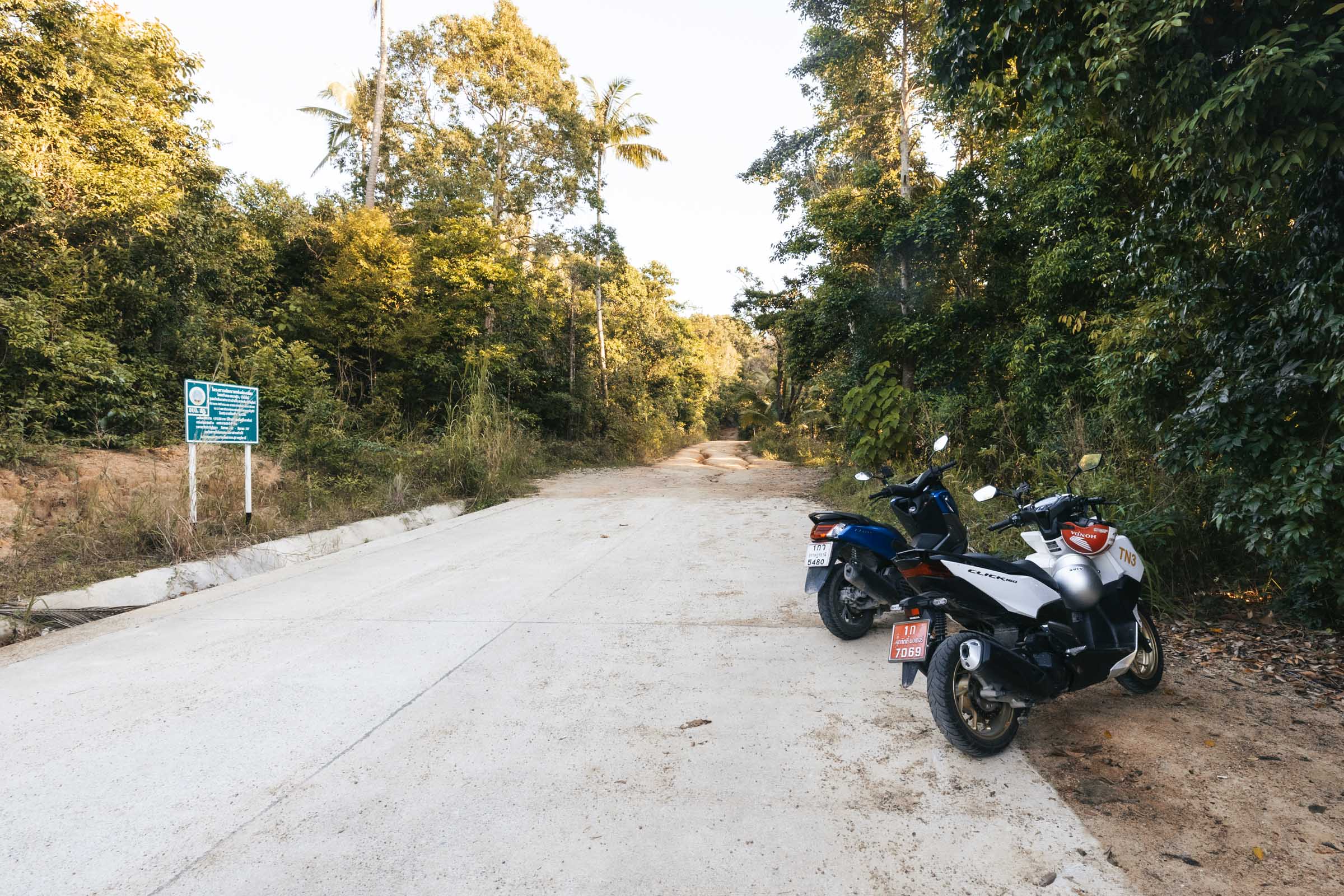 Bottle Beach Viewpoint scooter parking