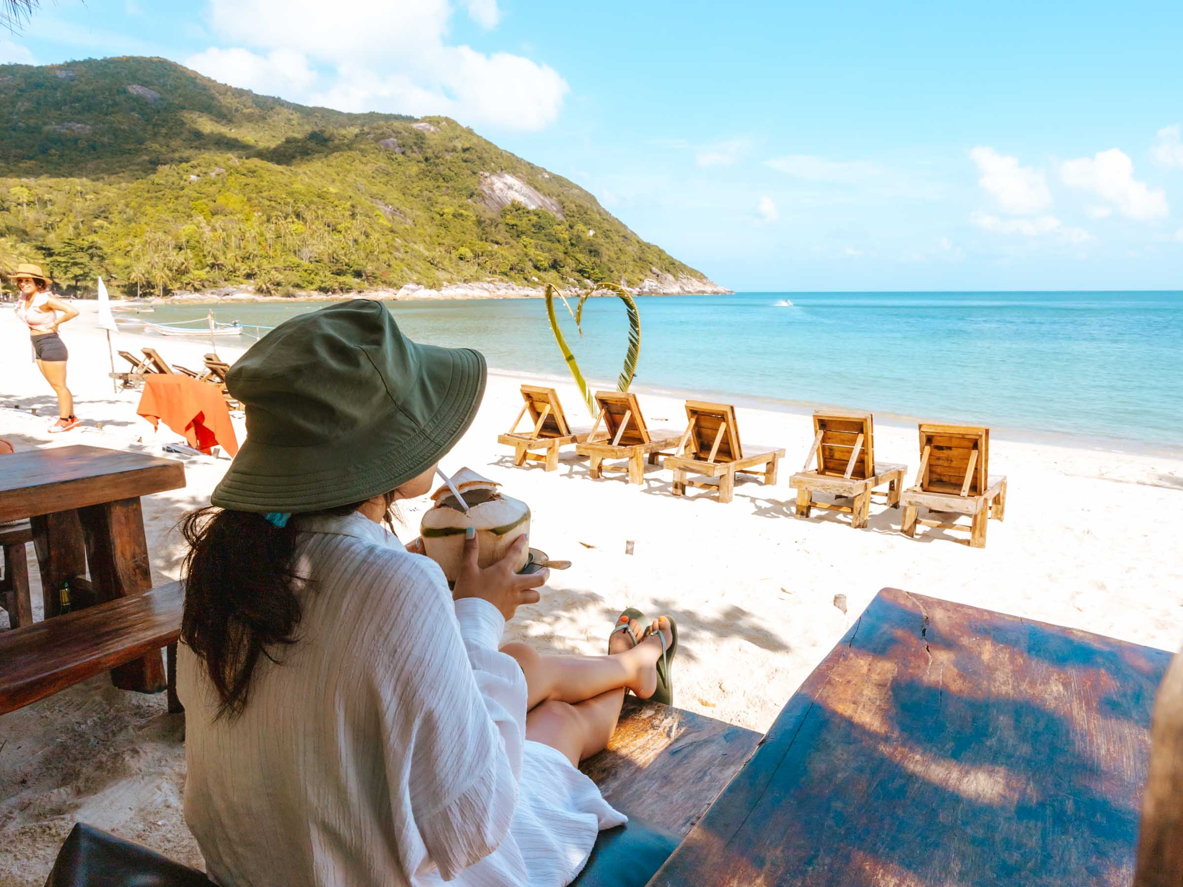 Bottle Beach Koh Phangan relaxing