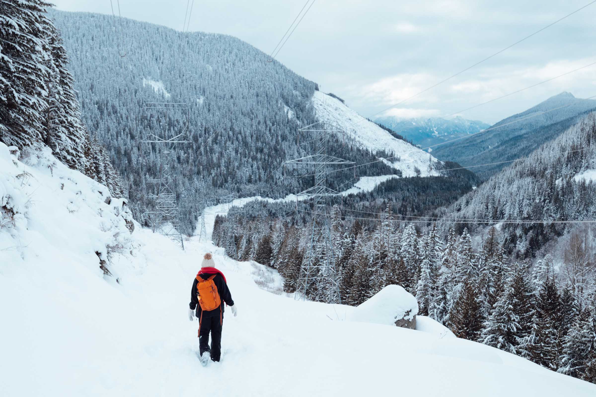Scenic Hot Springs in Washington: Complete Guide 19 Hike down Scenic Hot Springs Washington