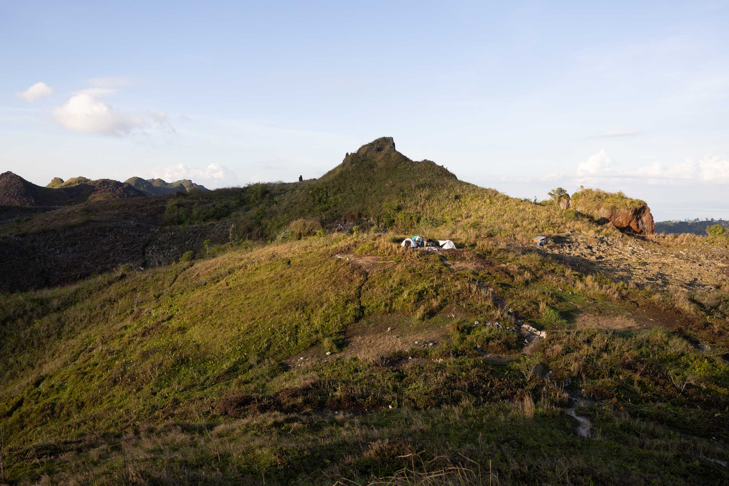 Osmena Peak Cebu camping tents