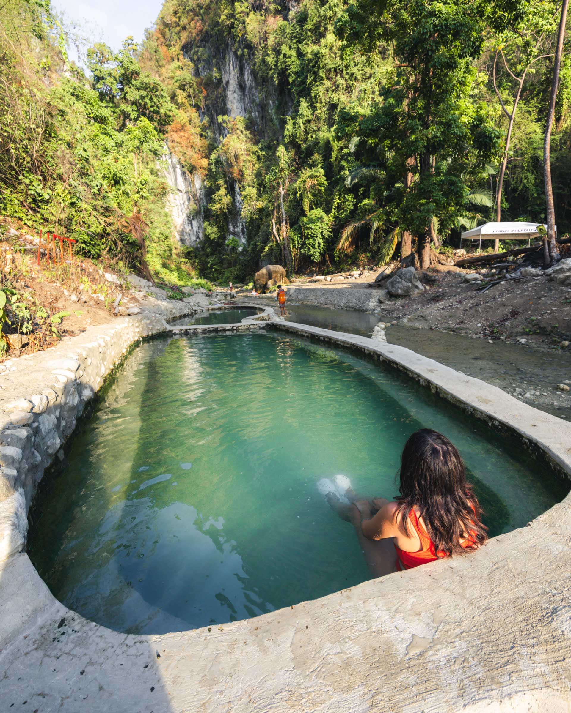 Relaxing in Mainit Hot Spring Malabuyoc Cebu