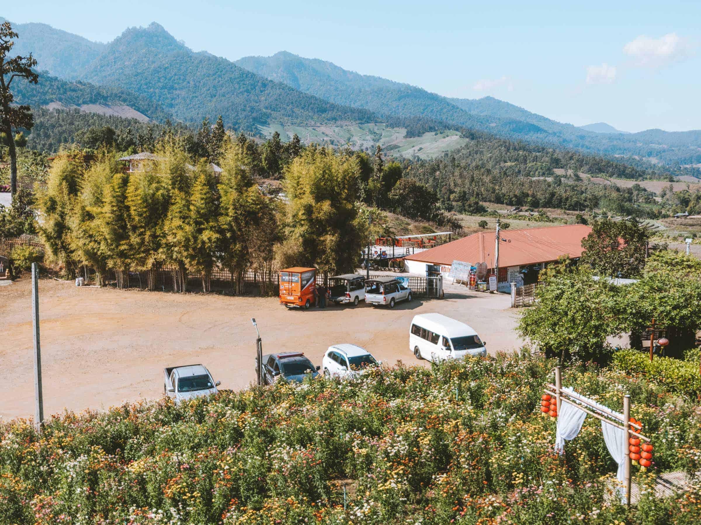 Yun Lai Viewpoint in Pai: Complete Guide 3 Yun Lai Viewpoint in Pai parking area