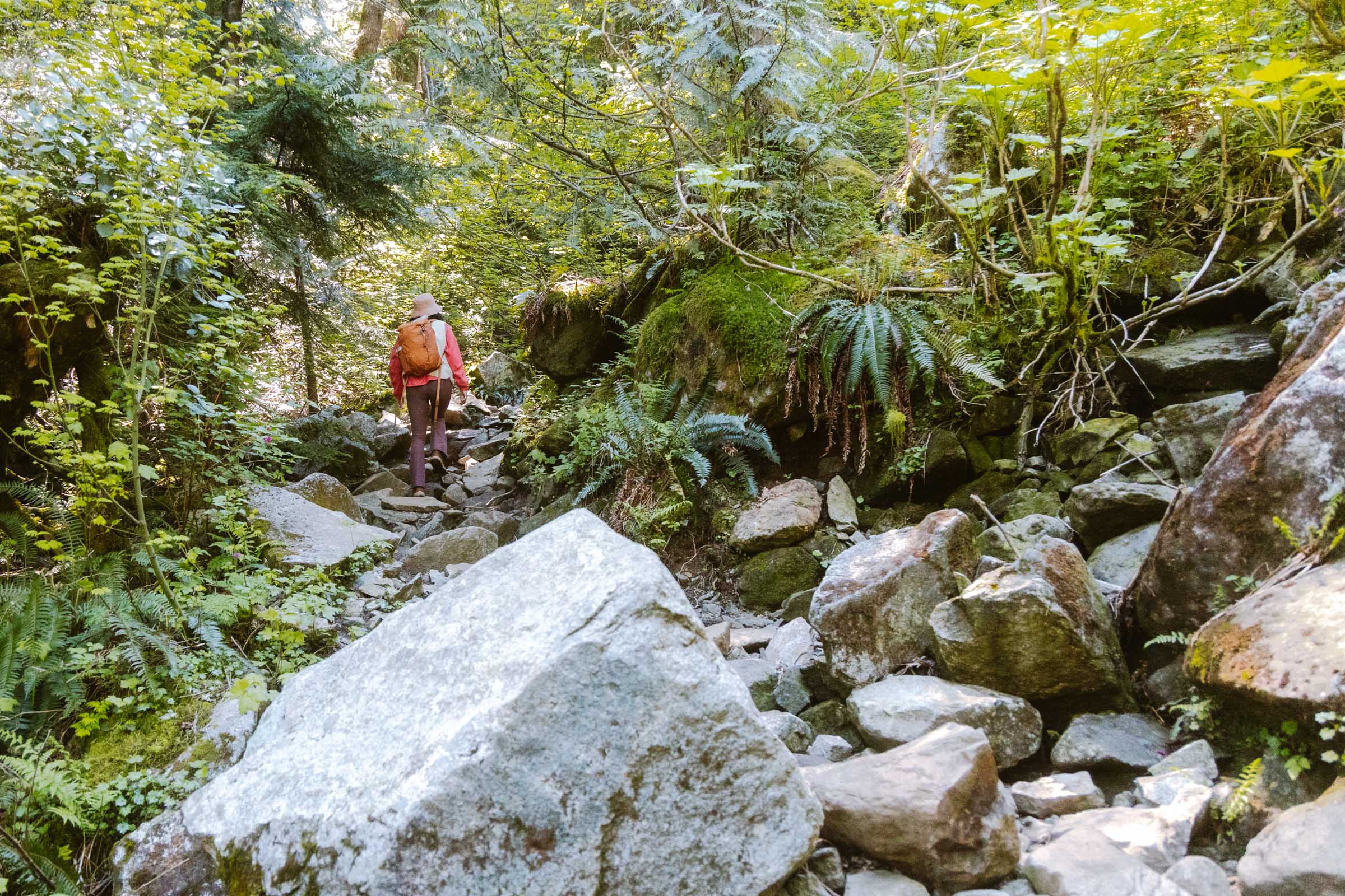 Bridal Veil Falls rocky trail
