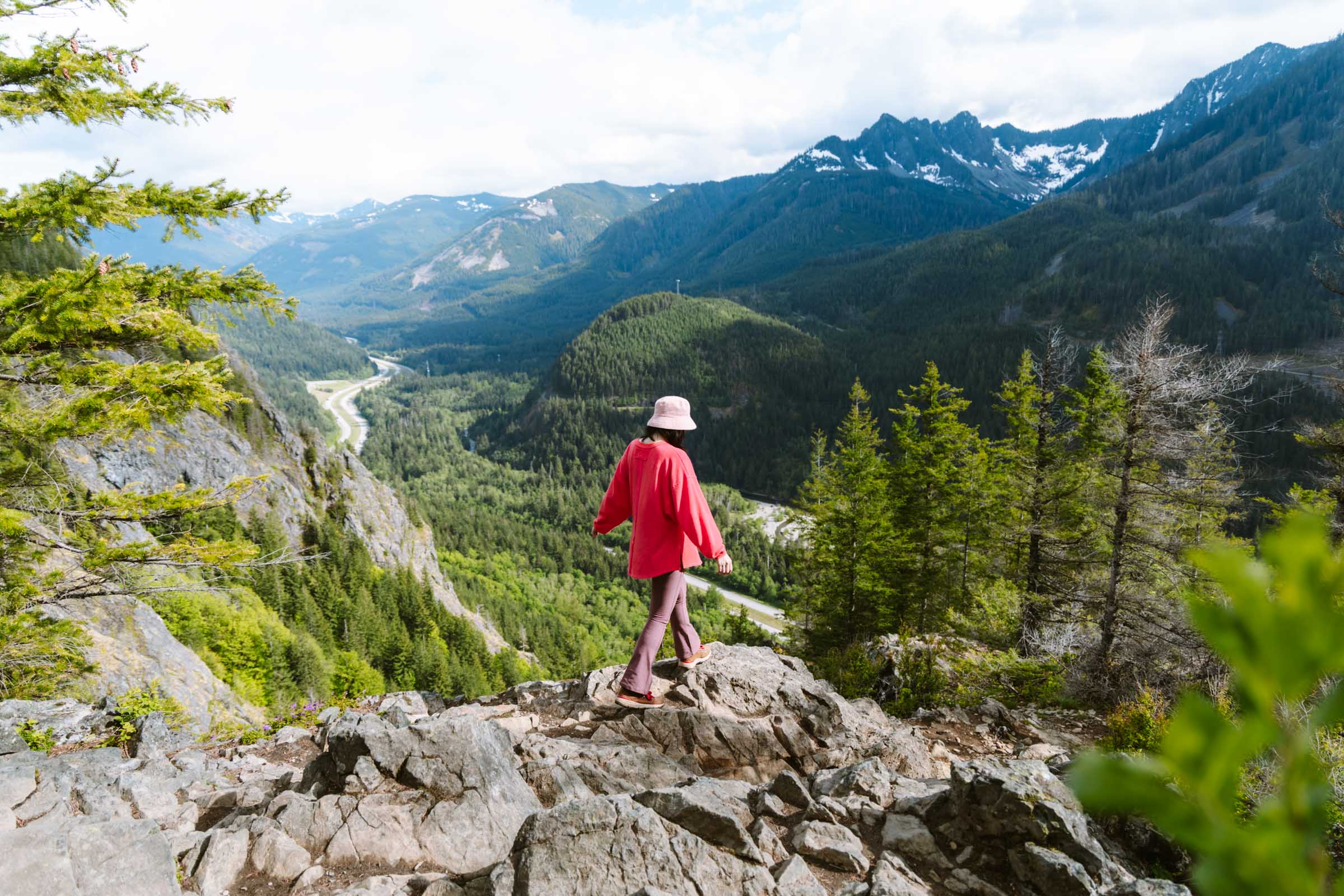 11 Incredible Hikes Near Seattle: Complete Guide 17 Dirty Harry's Balcony