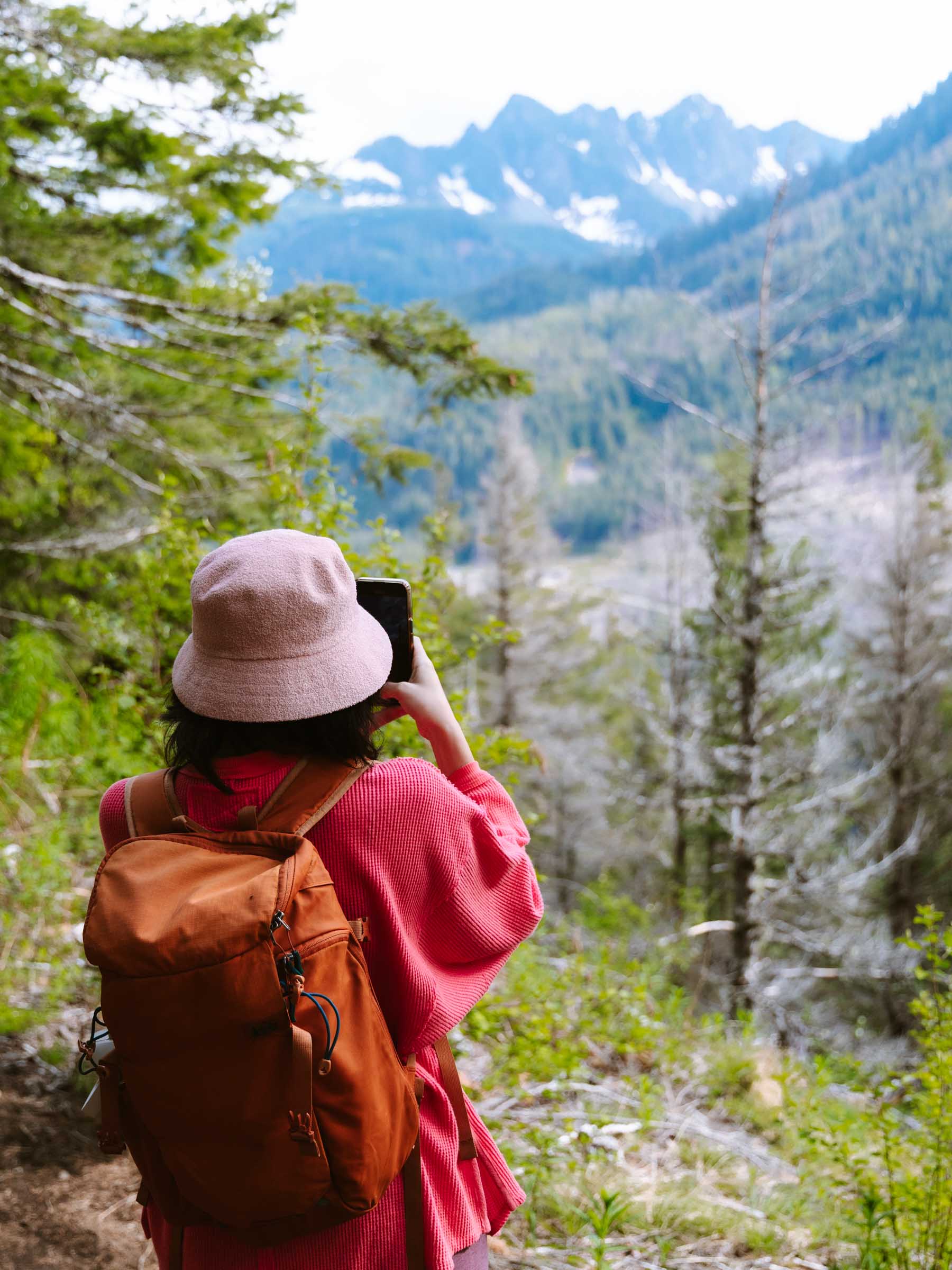 Dirty Harry's Balcony: Complete Hiking Guide 47 View of Duchess of Kent from Dirty Harry's Balcony trail