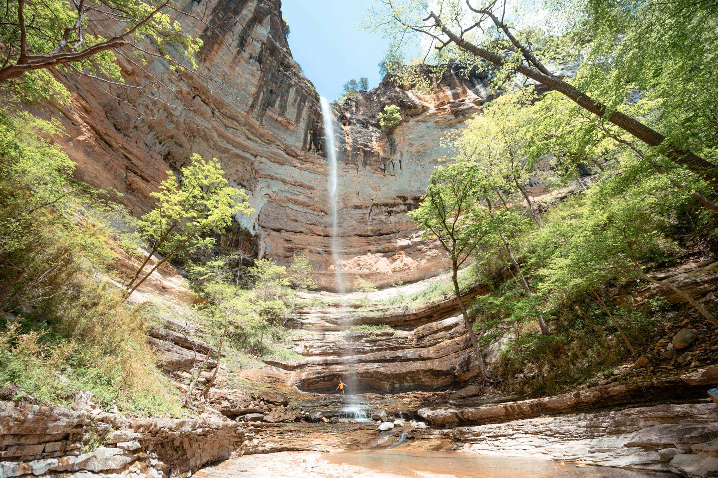 Hemmed-In-Hollow Falls Arkansas
