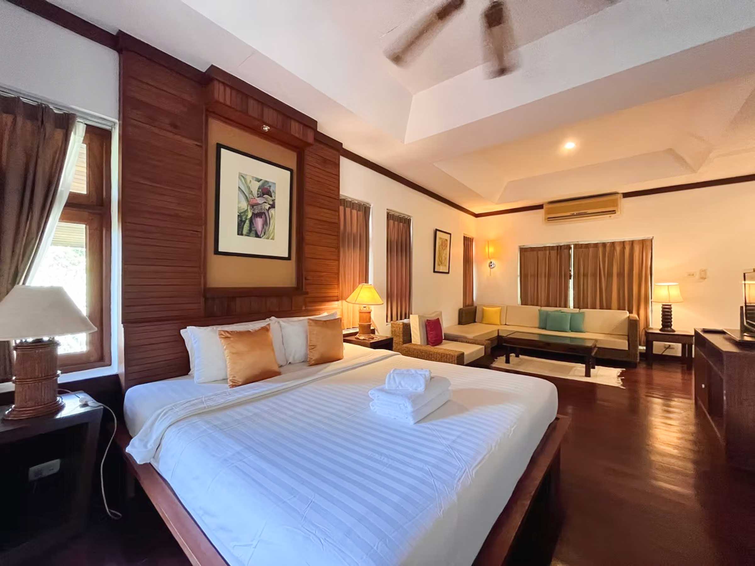 Green Papaya Beach Resort room at Salad Beach, Koh Phangan