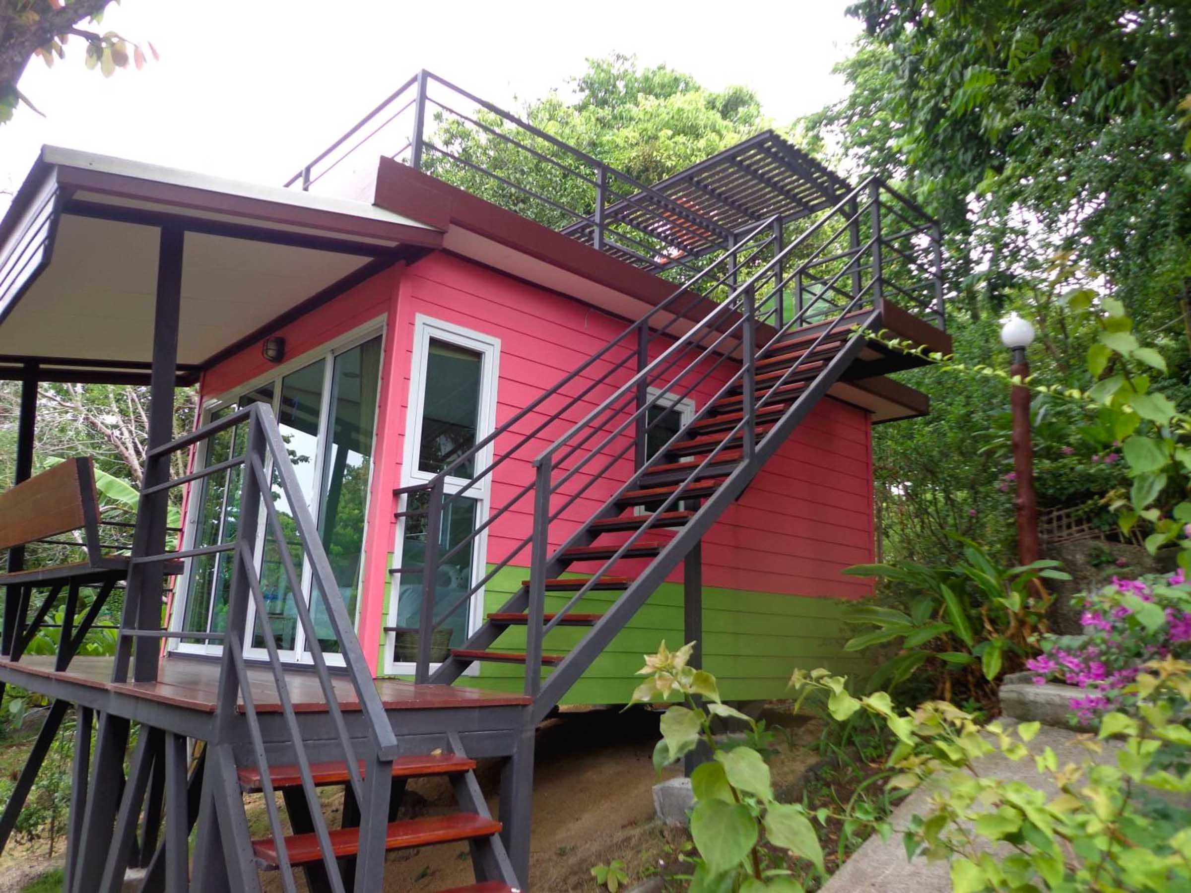 Little Paradise Hill Zone bungalow exterior in Haad Rin, Koh Phangan