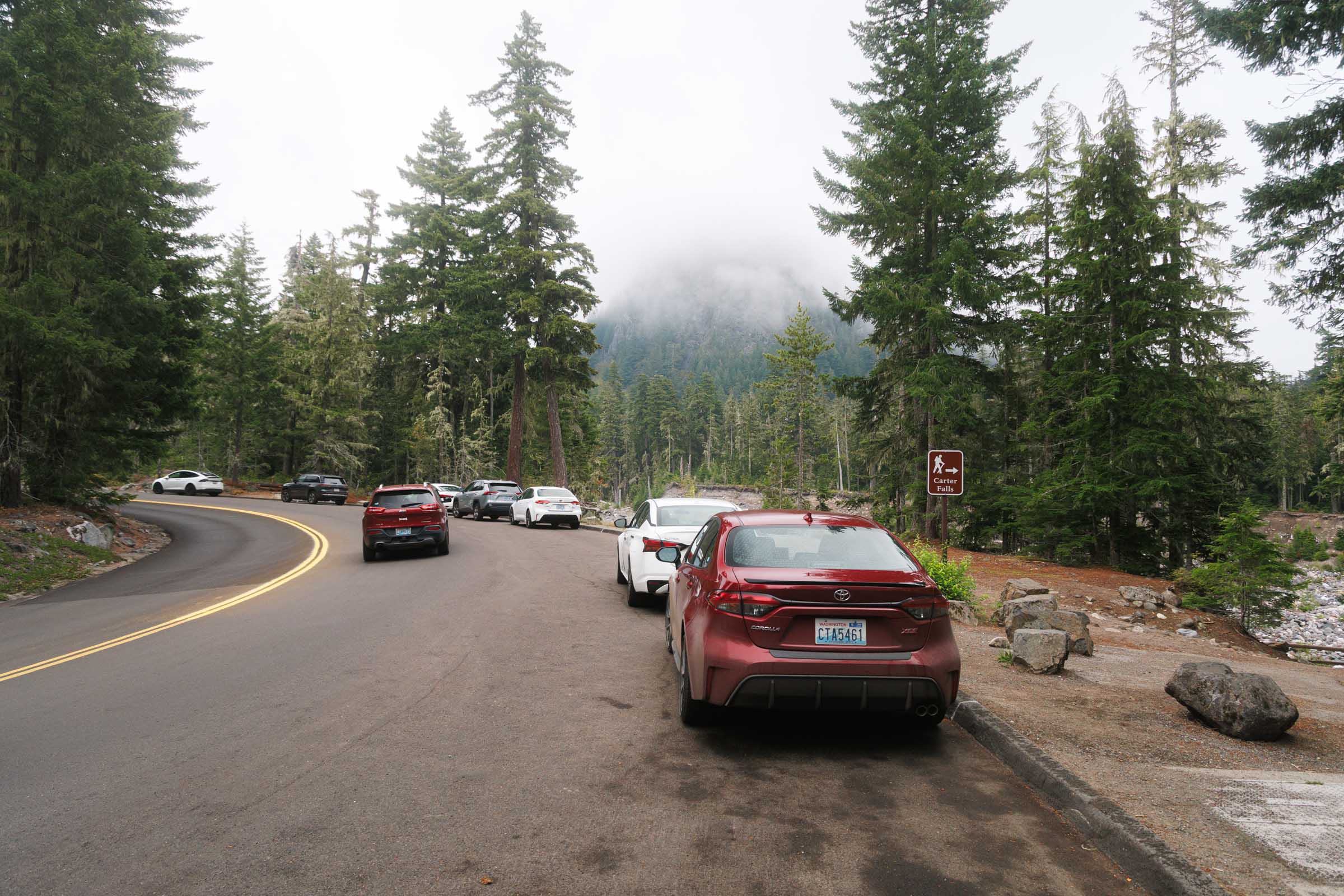cater falls trail parking