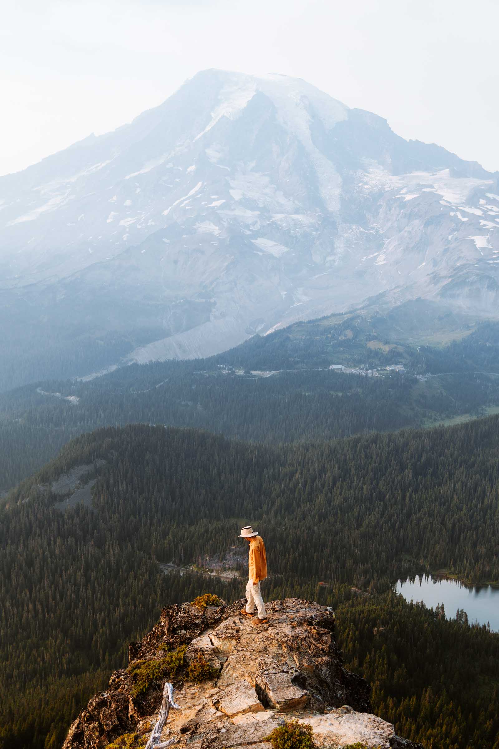 pinnacle peak hike mount rainier