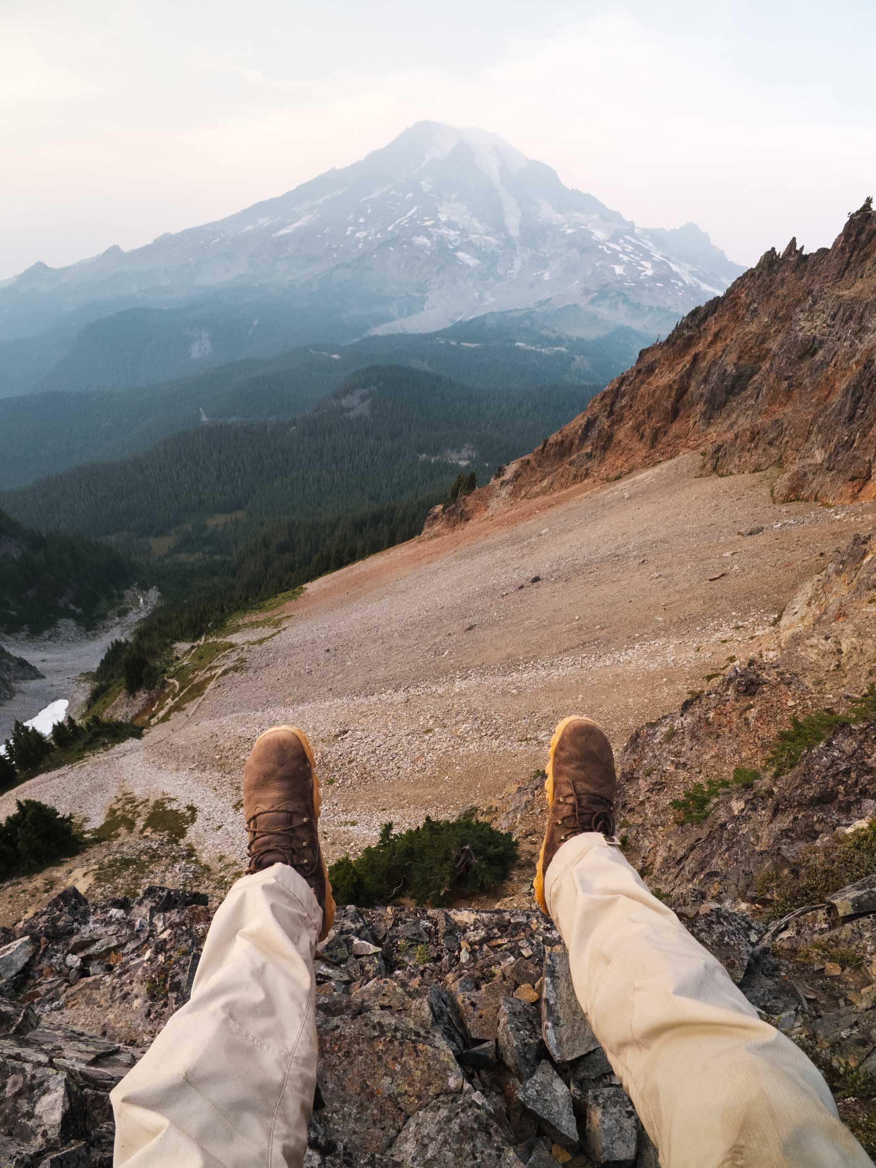 pinnacle peak mount rainier ridge views