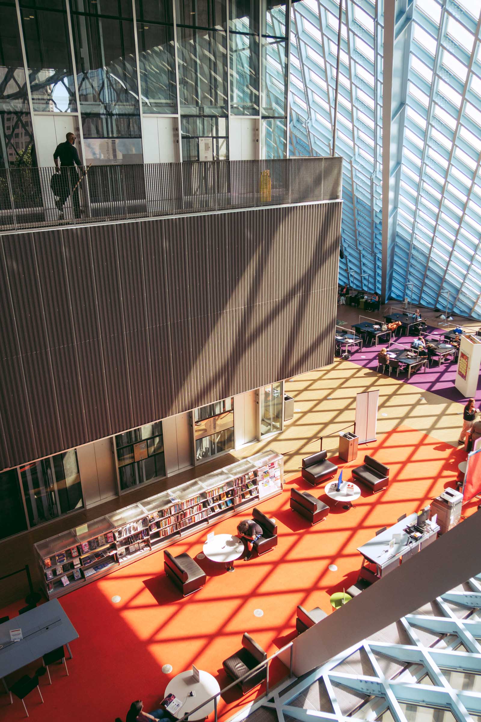 seattle central library reading area