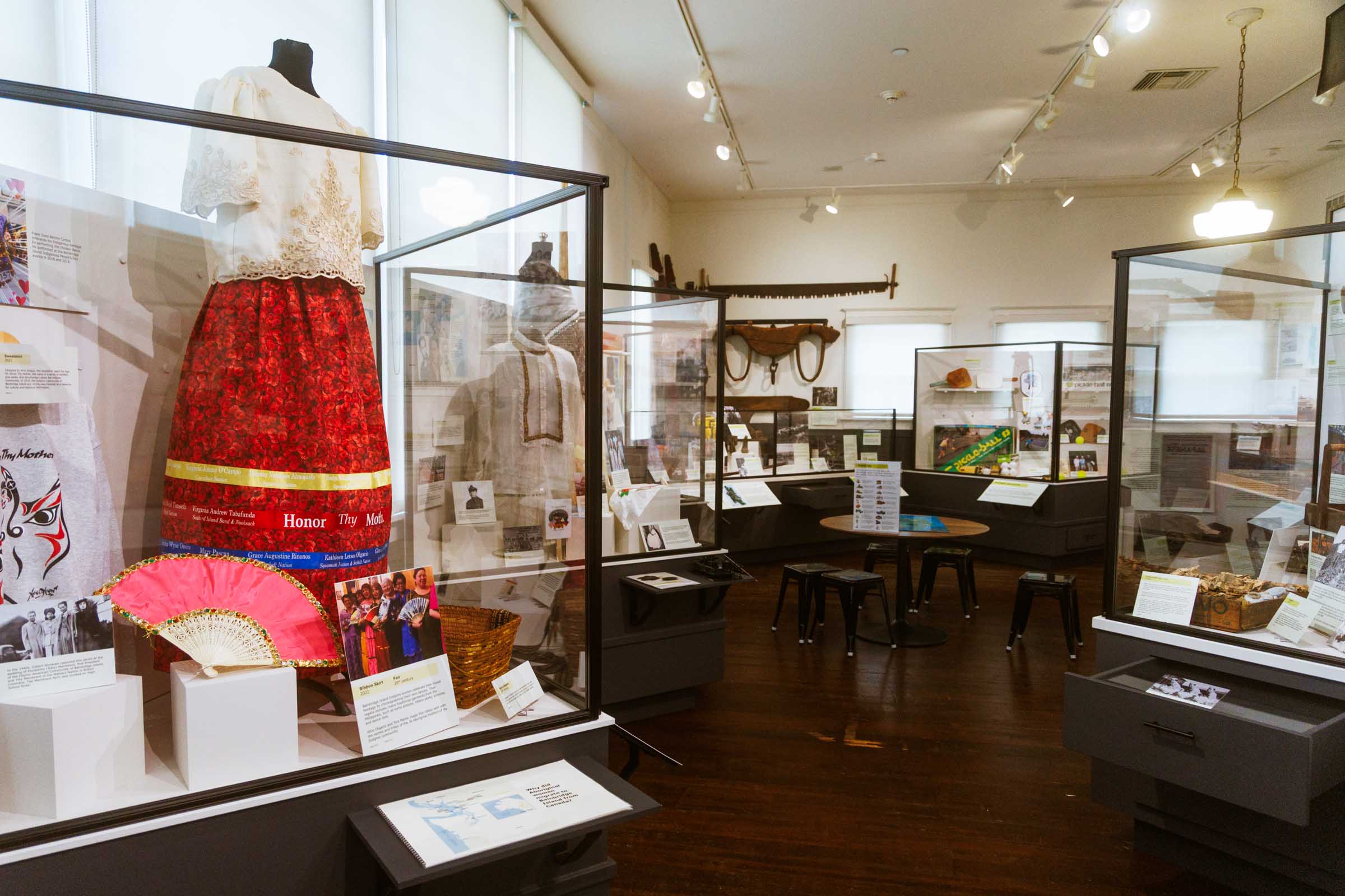 bainbridge history museum interior exhibit