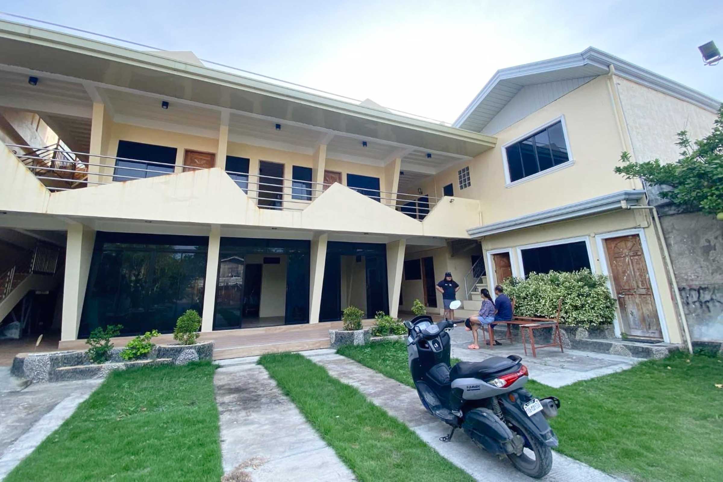 Where to Stay in Moalboal: Our Guide to the Best Areas and Hotels 43 laguno hostel moalboal 4
