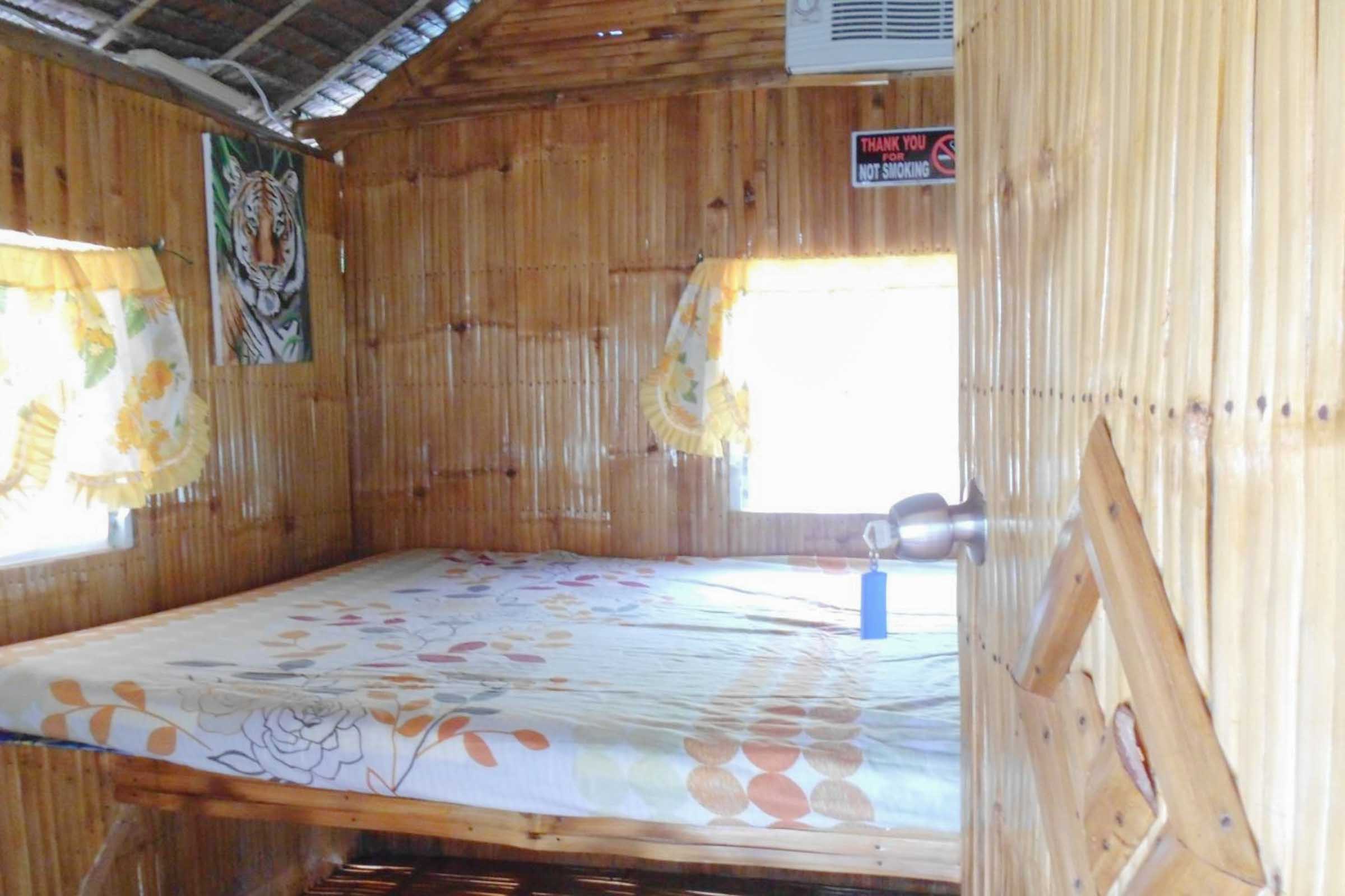 Where to Stay in Moalboal: Our Guide to the Best Areas and Hotels 27 moalboal bamboo guest house 2