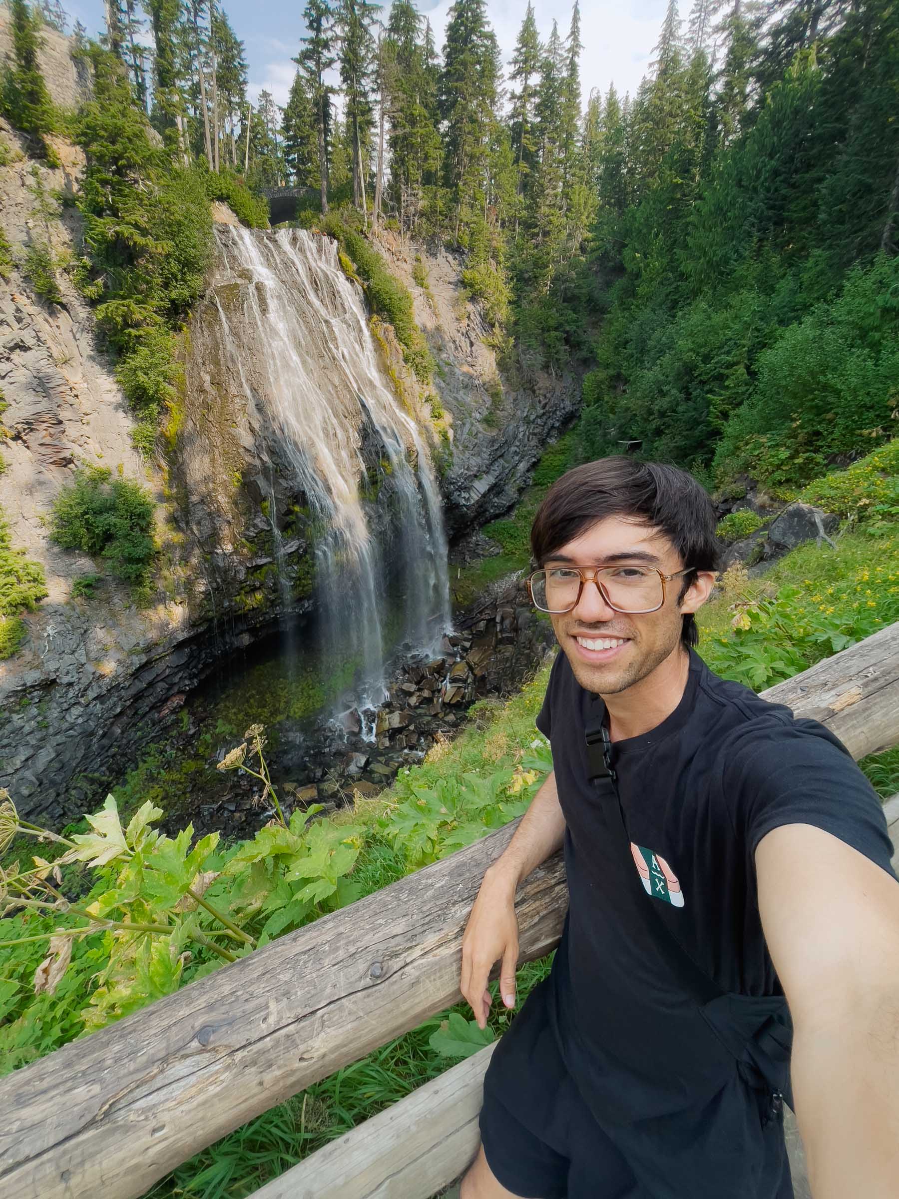 12 Unique Things to Do in Mount Rainier: Complete Travel Guide 10 trey at narada falls mount rainier