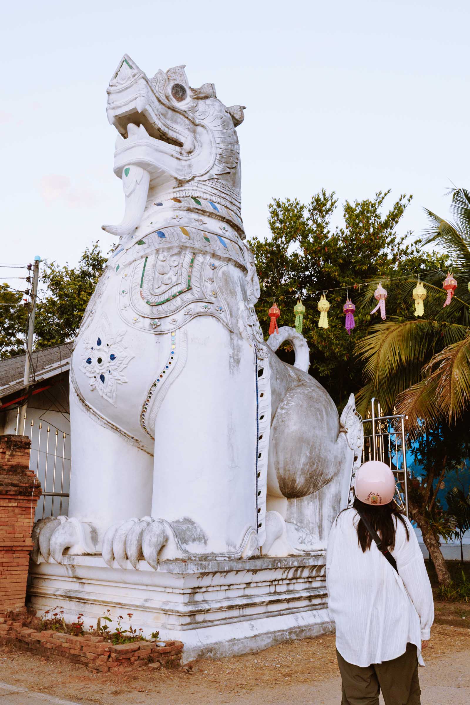 wat sri don chai pai lion