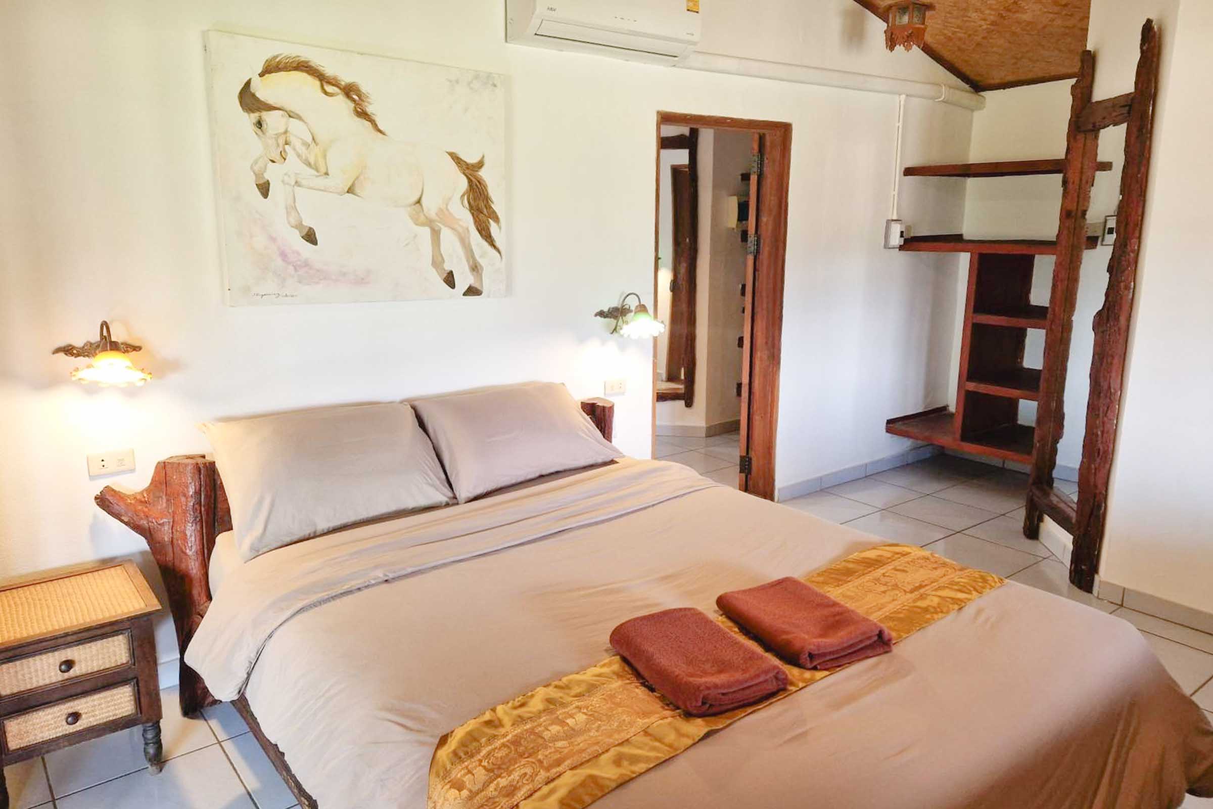 Where to Stay in Pai: Our Guide to the Best Areas and Hotels 33 xpai guest house private room