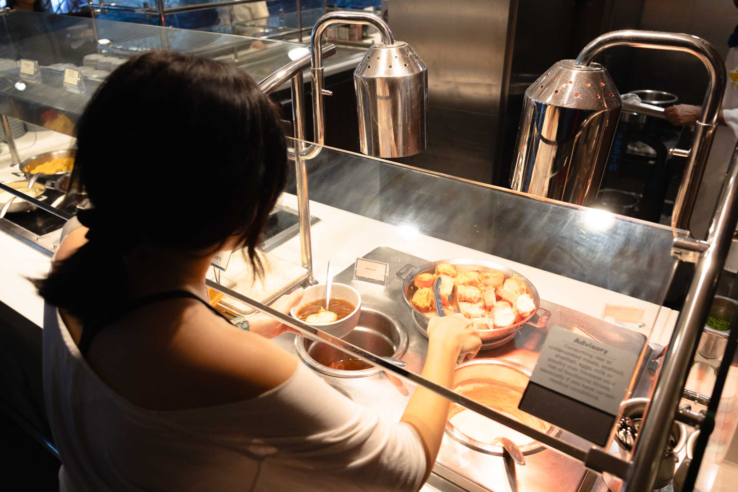 ncl encore garden buffet 3